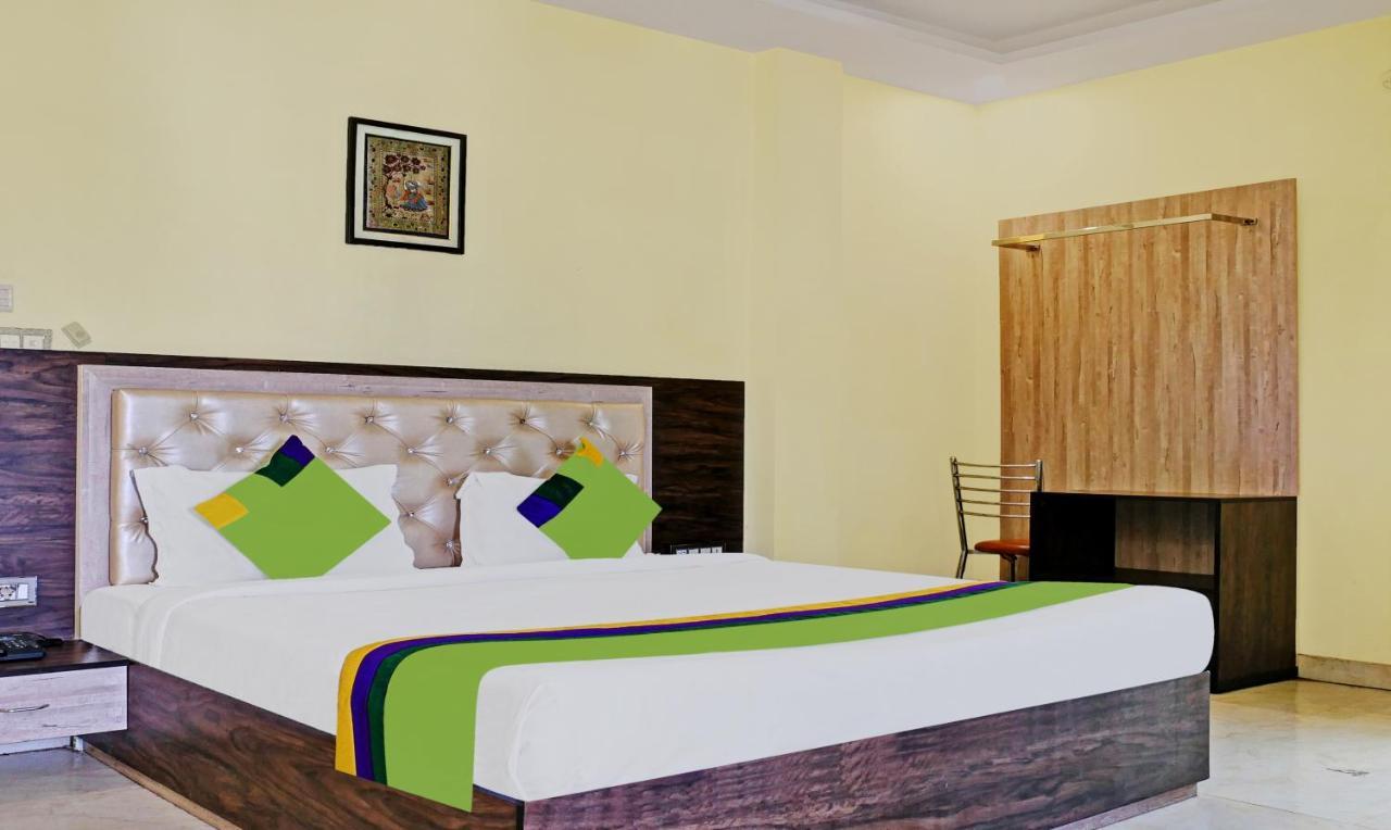 Treebo Trend Gupta Inn Varanasi Exterior photo